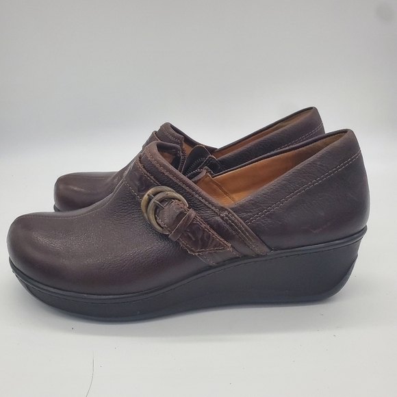 NURTURE Women's Wedge Slip On Comfort Clog Size 8.5M Shoes - Picture 1 of 13